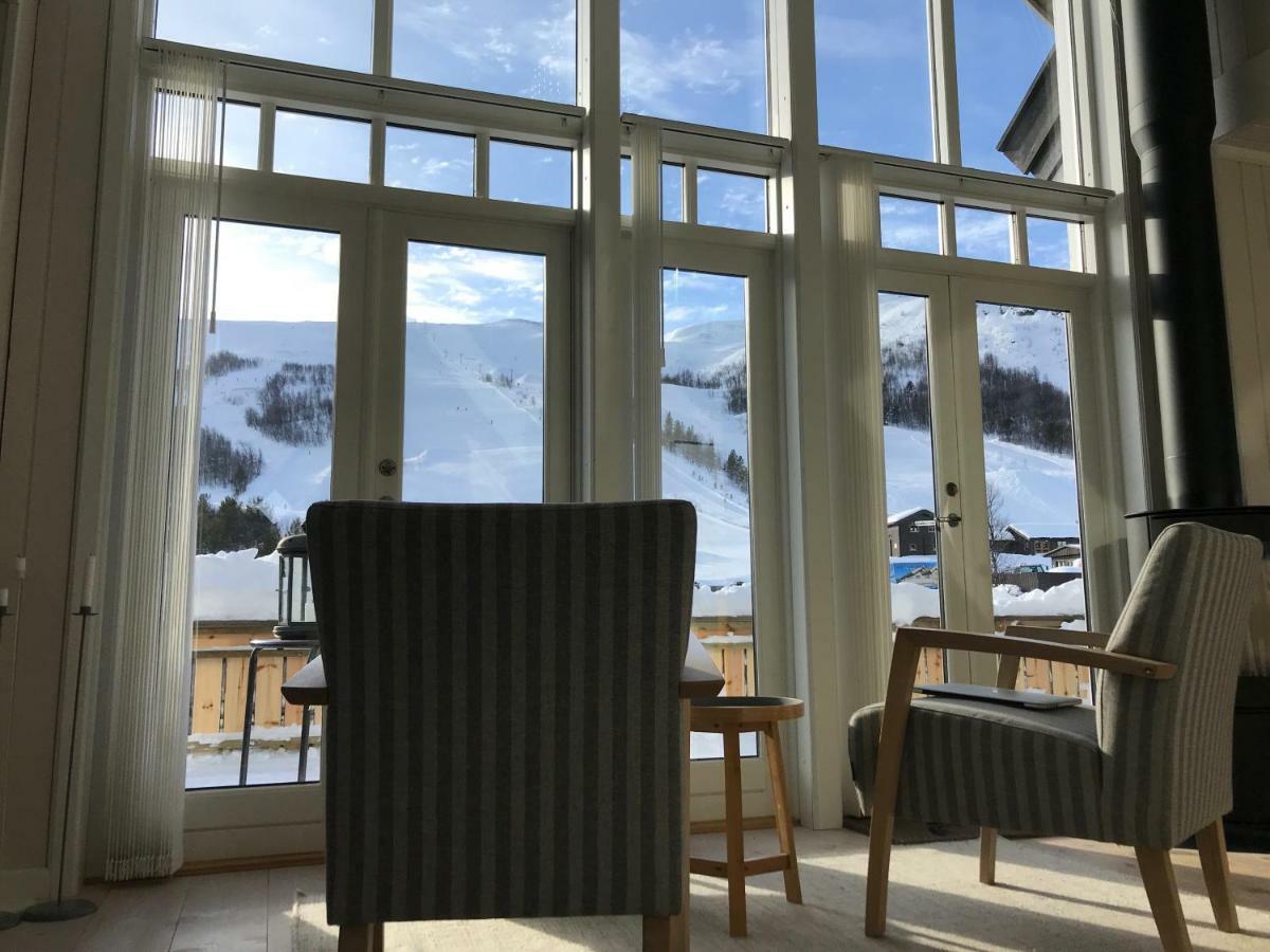 Lemonsjoen-Jotunheimen-Besseggen Stuttgongfossen Exterior foto